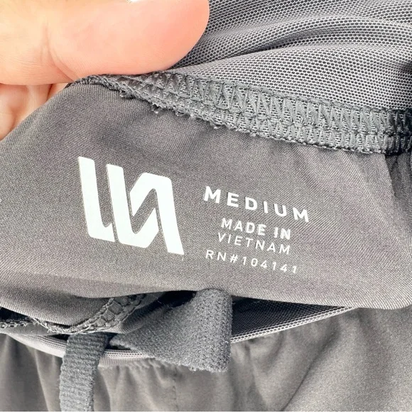 VRST Men's Accelerate Run Pants Black Size M Athleisure Athletic Running Gym - Picture 12 of 16